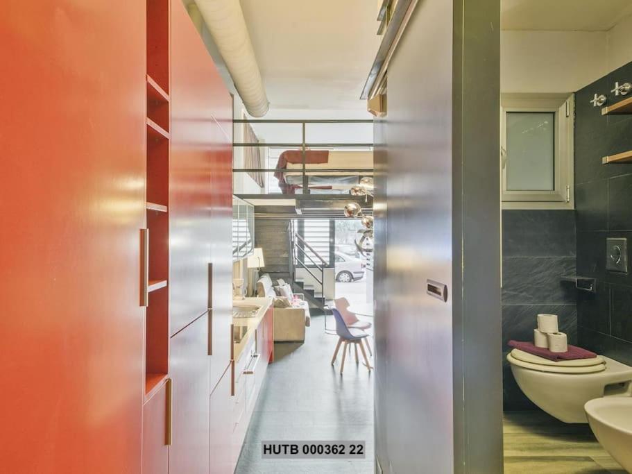 Alcam Futbol Pequeno Apartment Barcelona Bagian luar foto